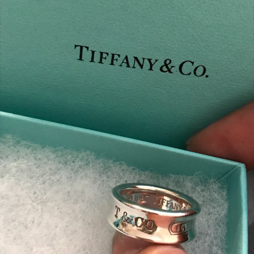 Authentic Tiffany’s ring - Picture 3 of 4